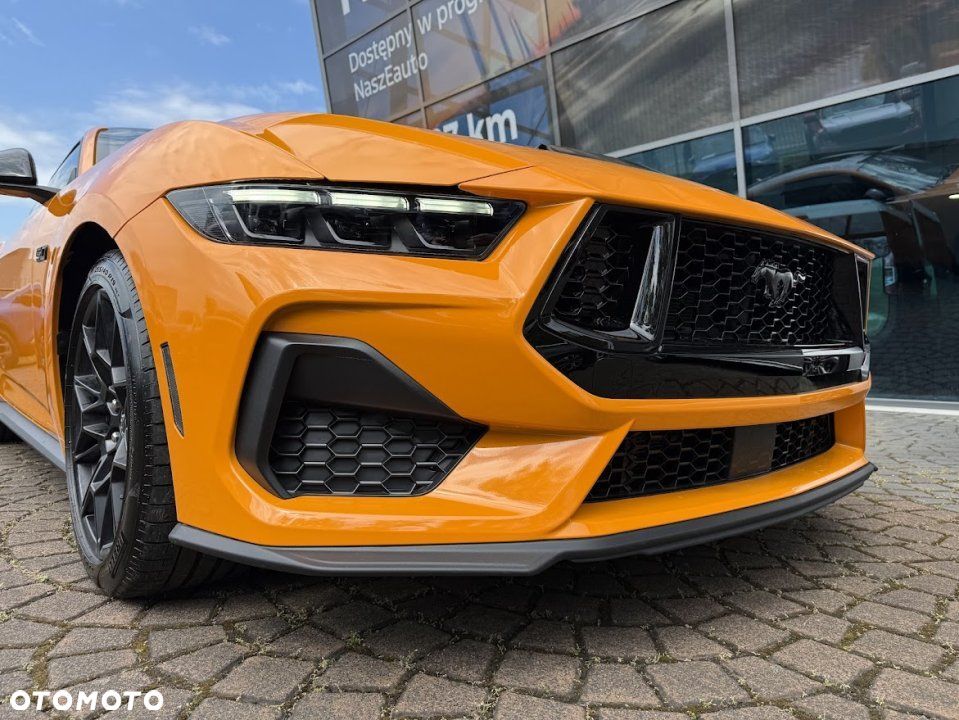 Ford Mustang - 9