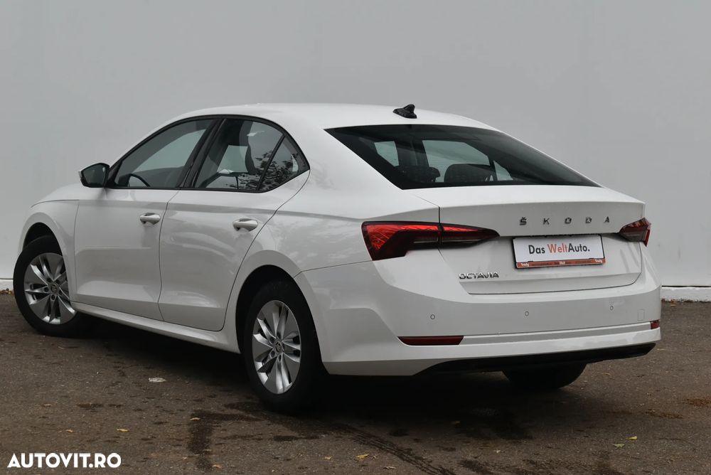 Skoda Octavia 2.0 TDI DSG Ambition - 12