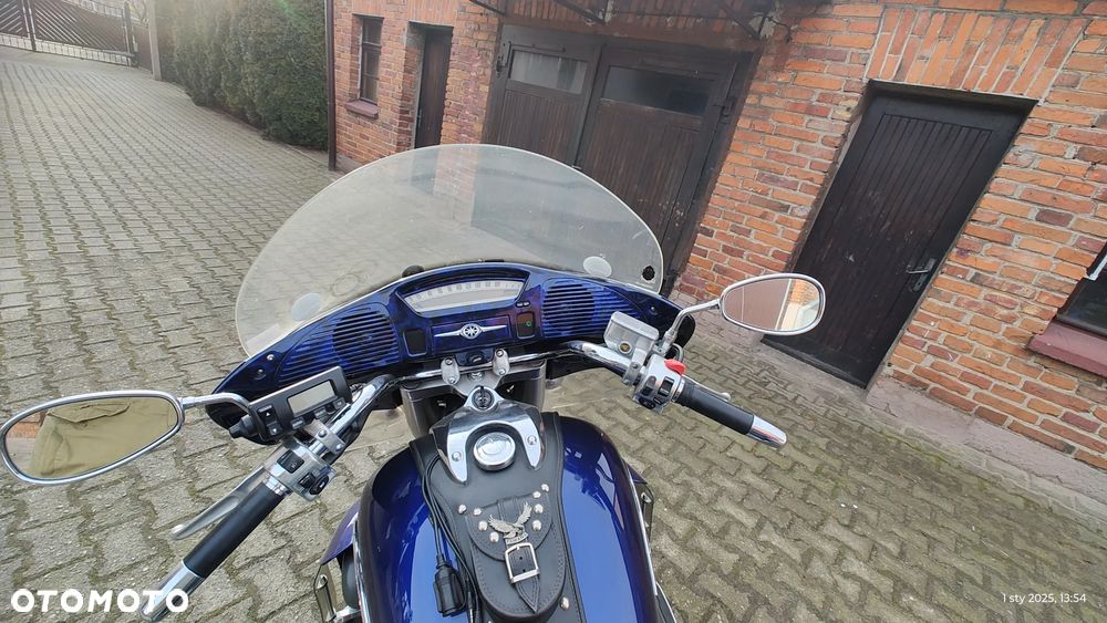 Yamaha Venture - 6