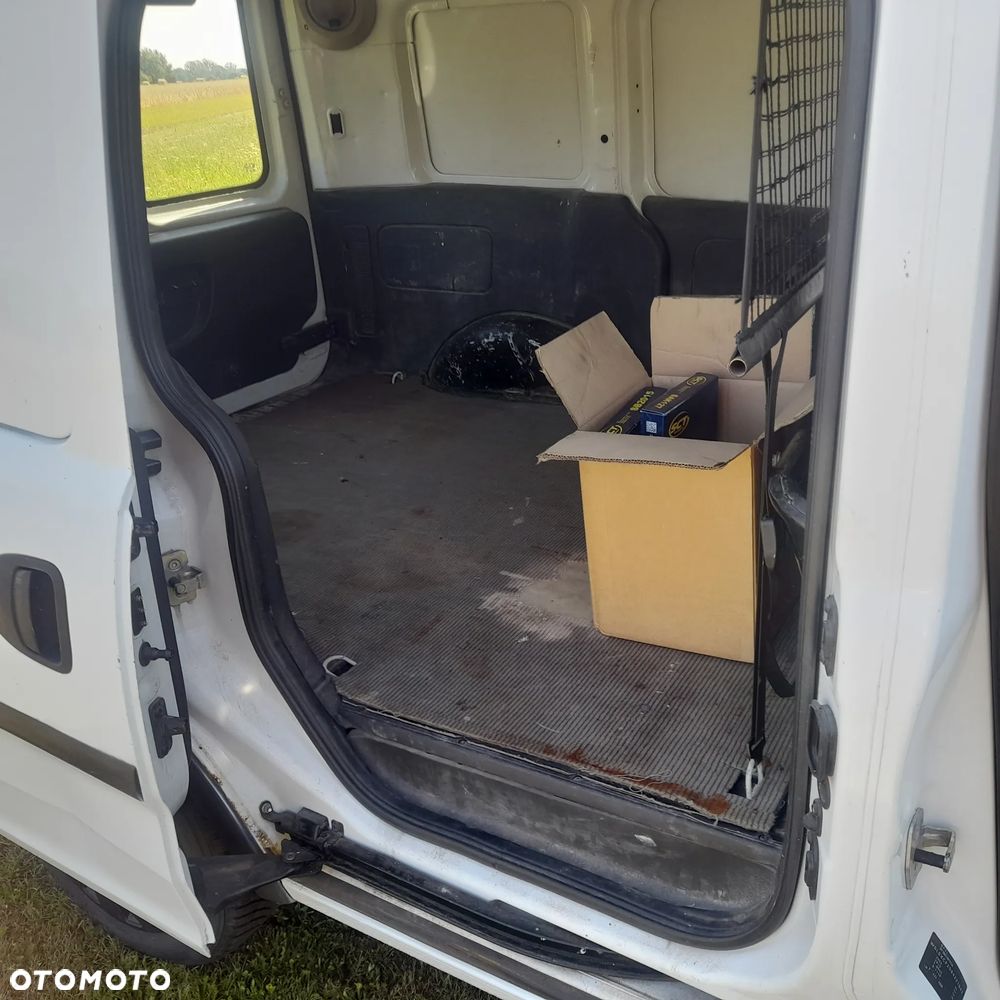 Opel Combo Tour - 10