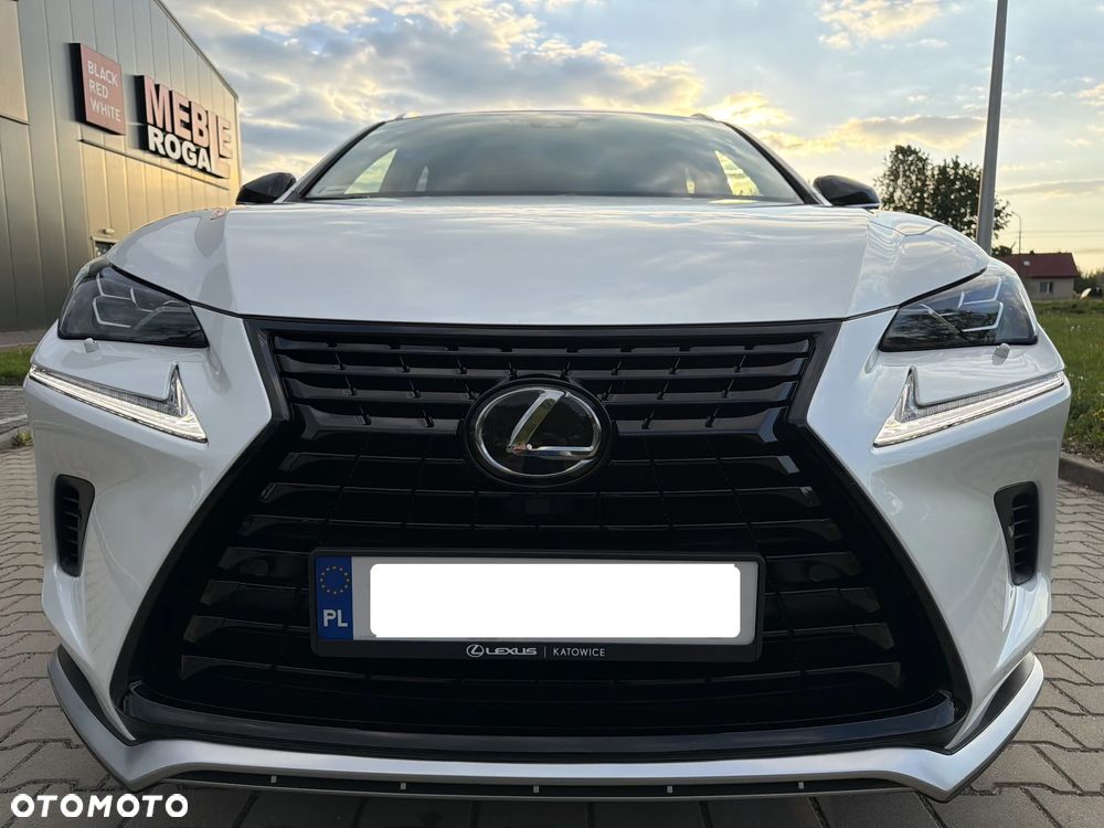 Lexus NX 300 F Impression AWD - 2