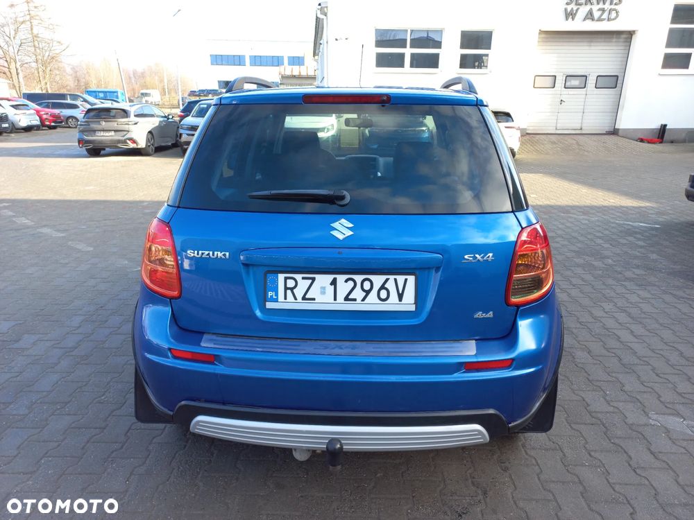 Suzuki SX4 1.9 DDiS DPF 4x4 Comfort - 6