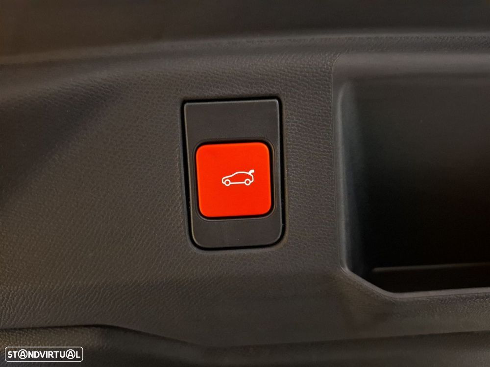 Peugeot 5008 1.6 Plug-in Hybrid Allure e-DCS7 - 26