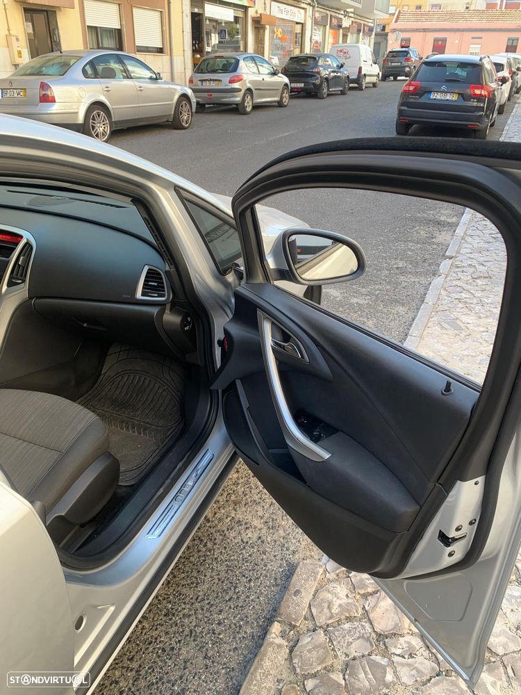 Opel Astra 1.3 CDTi Cosmo - 38