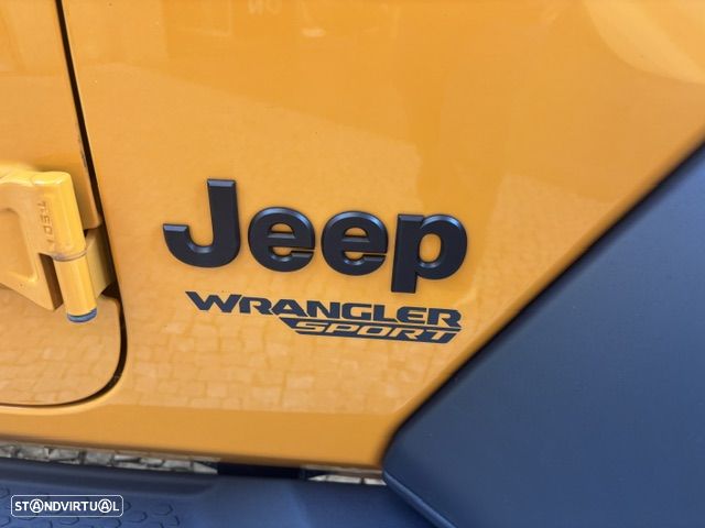 Jeep Wrangler - 27