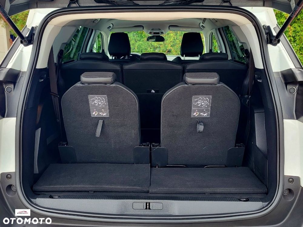 Peugeot 5008 - 28