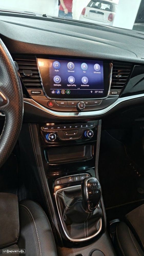 Opel Astra 1.2 T Design & Tech S/S - 18