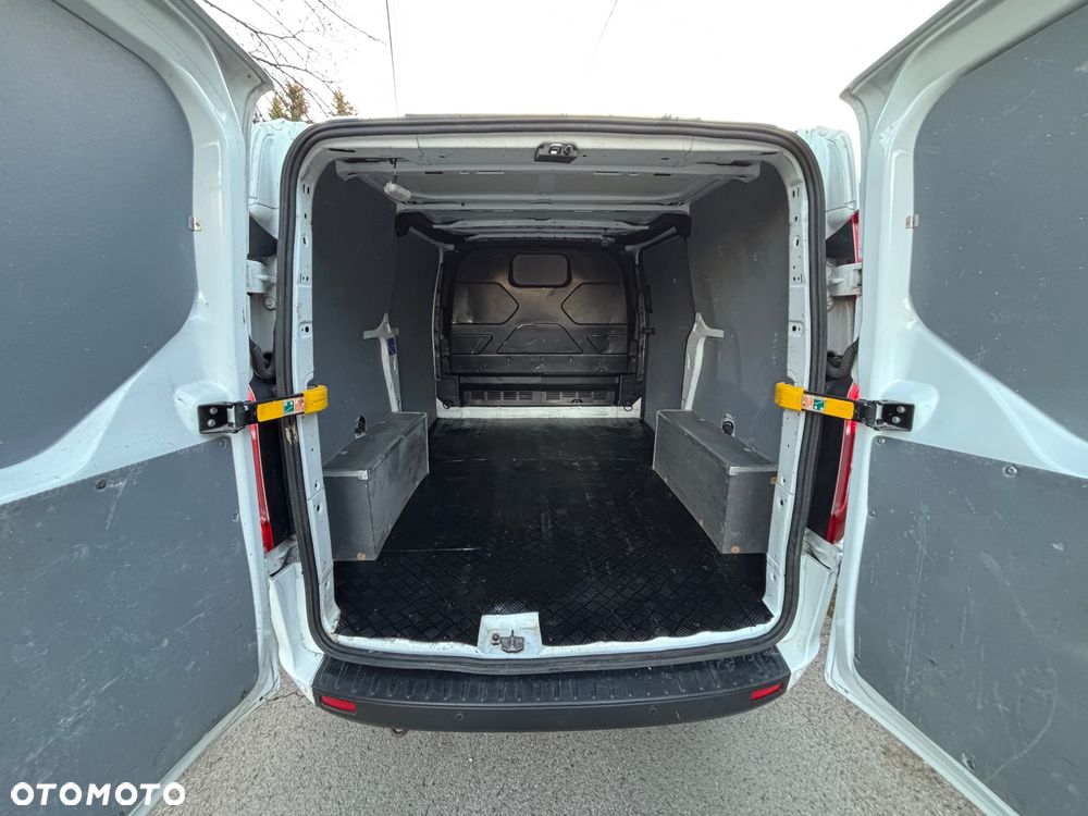 Ford Transit Custom - 15