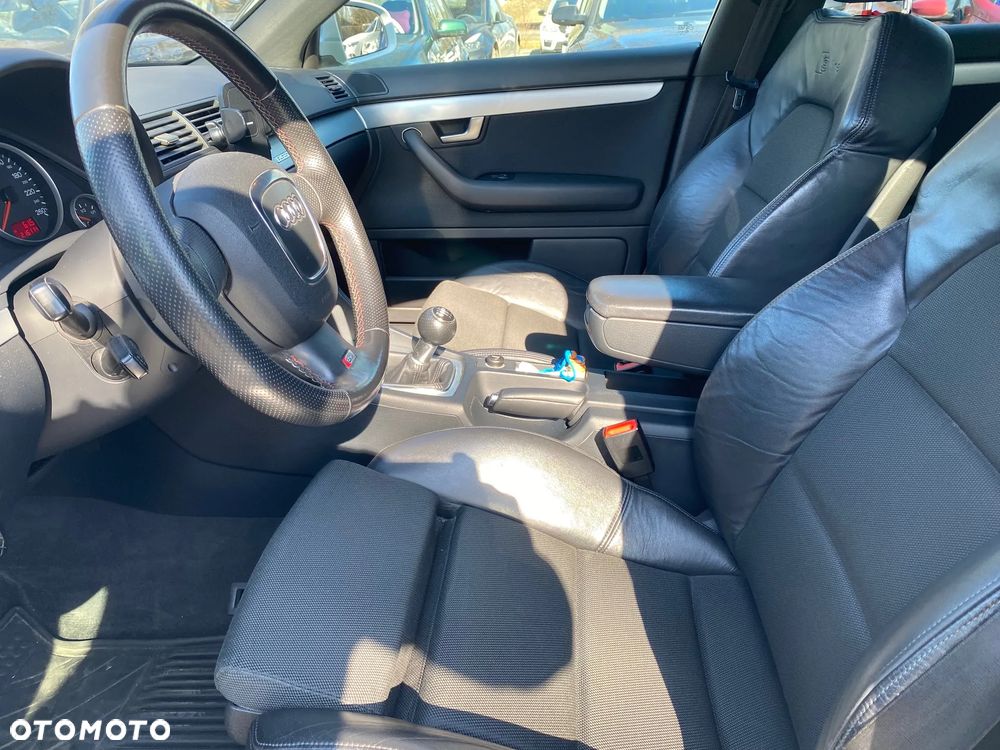 Audi A4 Avant - 19