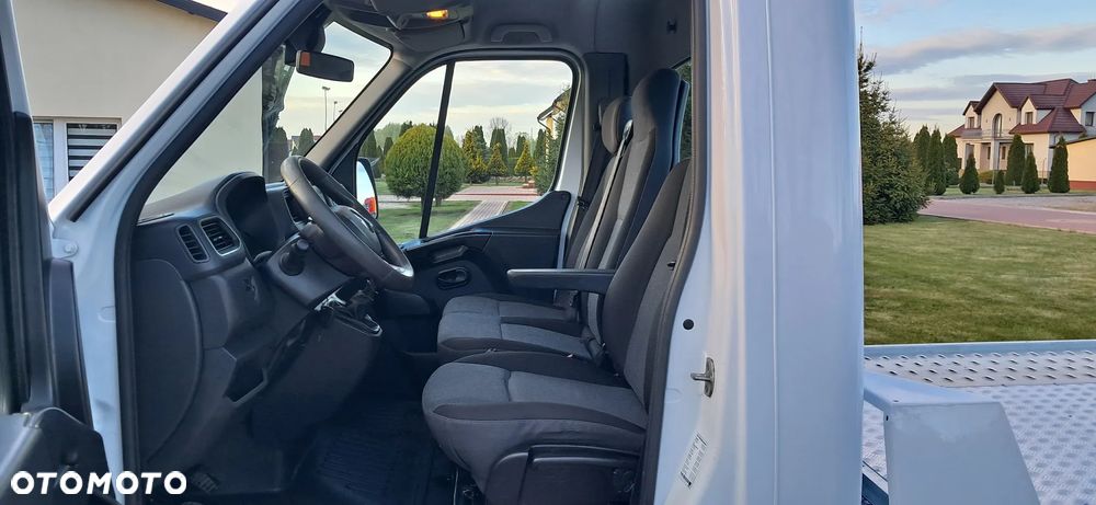 Renault Master 2.3 165 DCI RWD - 24