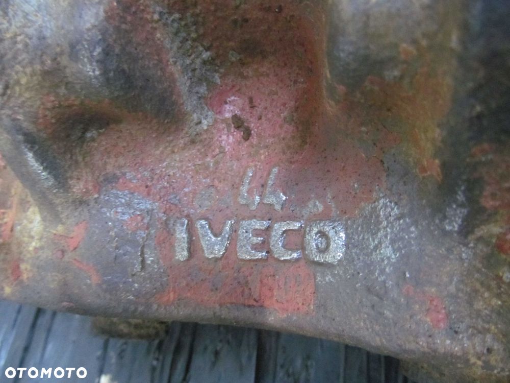 IVECO DAILY 99-06 ZACISK HAMULCOWY TYL LEWY 44 - 5