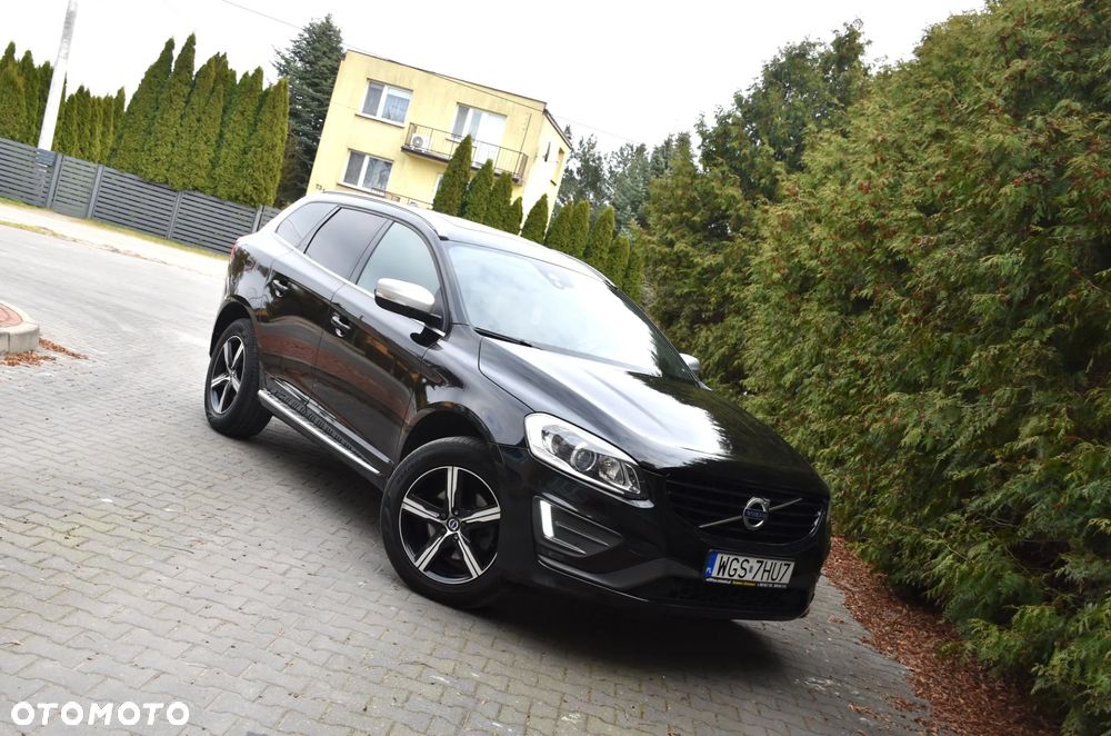 Volvo XC 60 D3 Drive-E R-Design Momentum - 2
