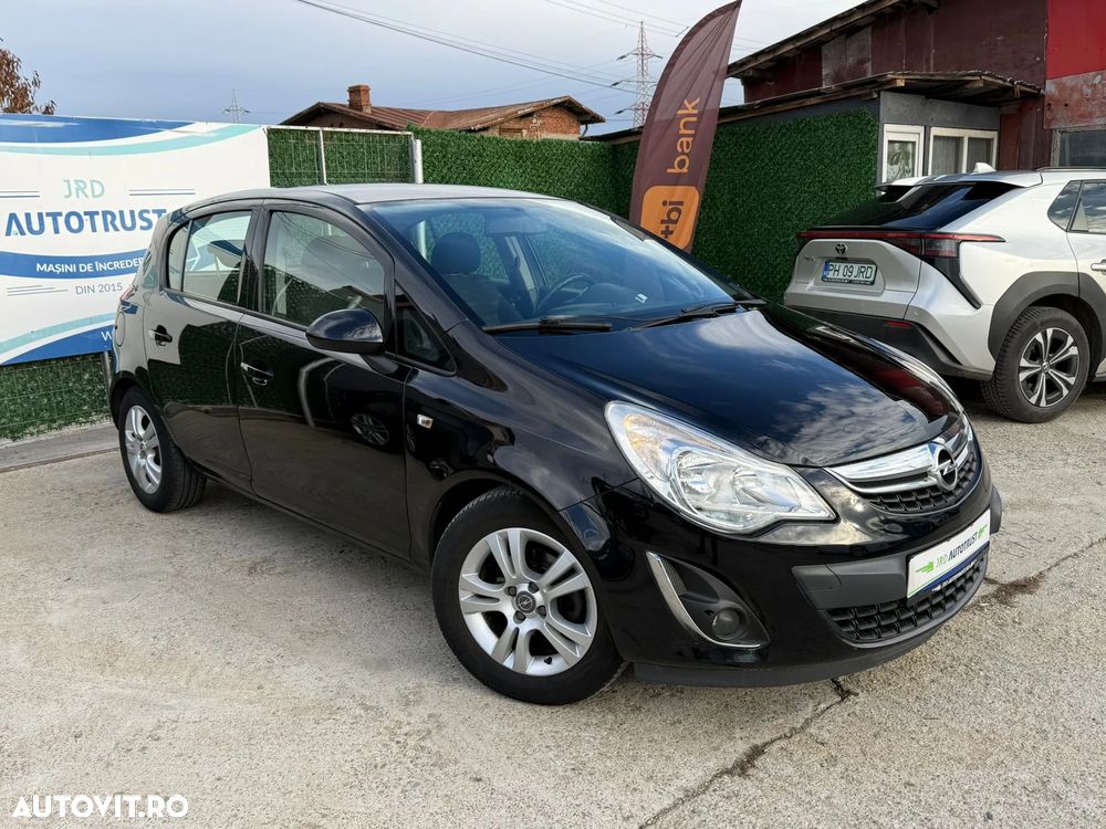 Opel Corsa 1.3 CDTI Cosmo - 2