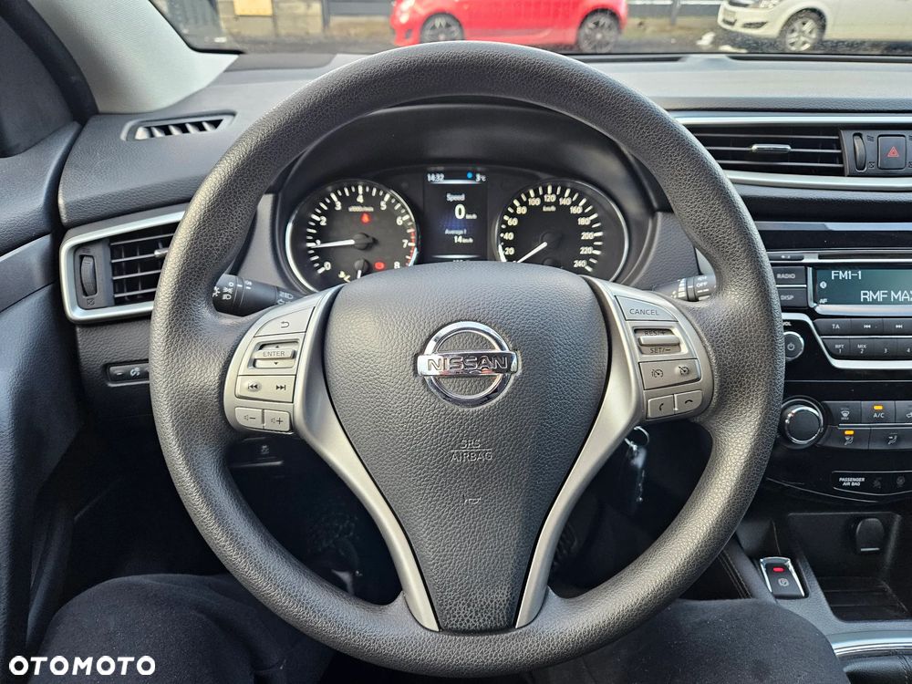 Nissan Qashqai 1.2 DIG-T Visia - 16