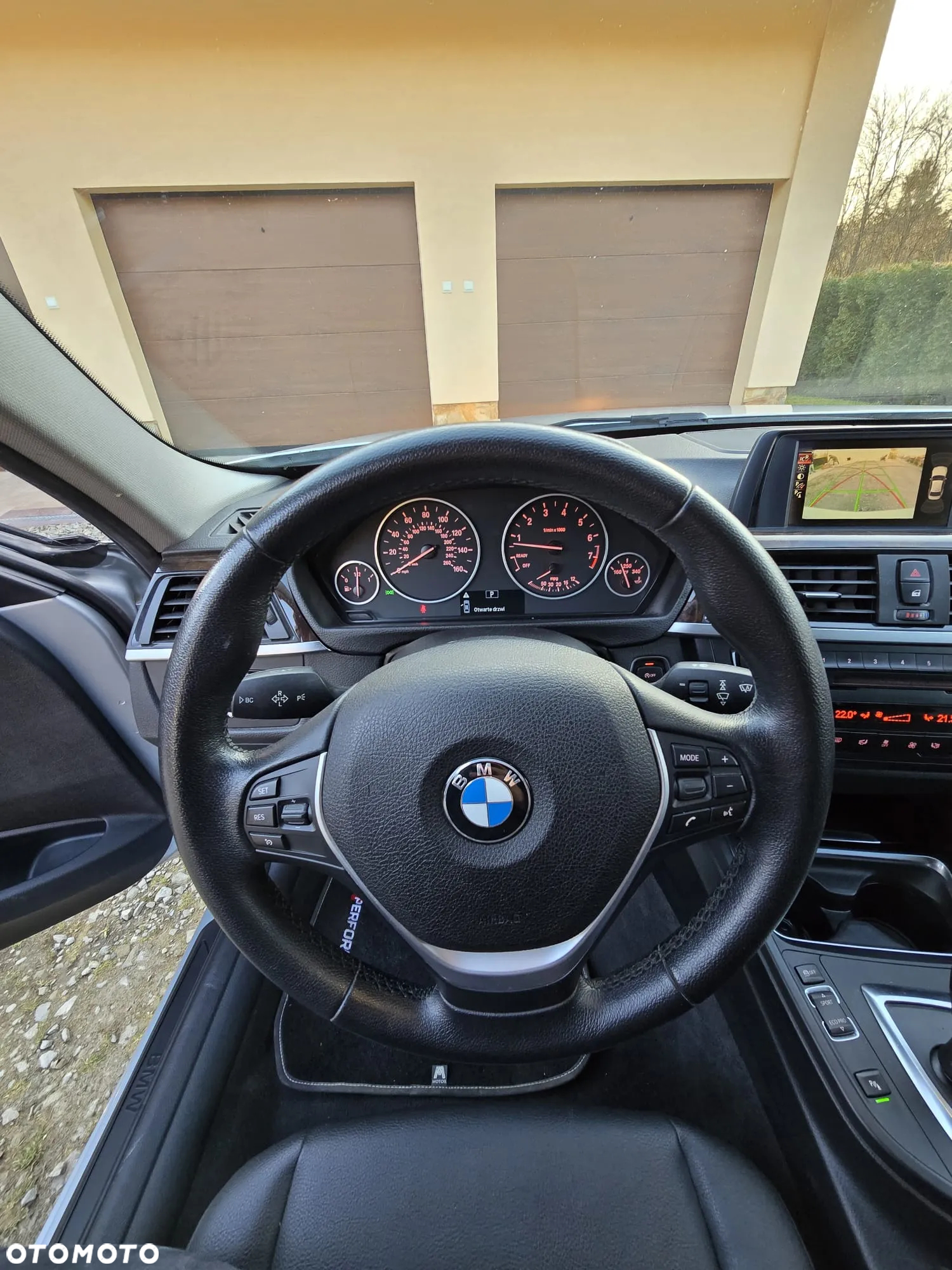 BMW Seria 3 328i Touring xDrive Sport-Aut Luxury Line - 4