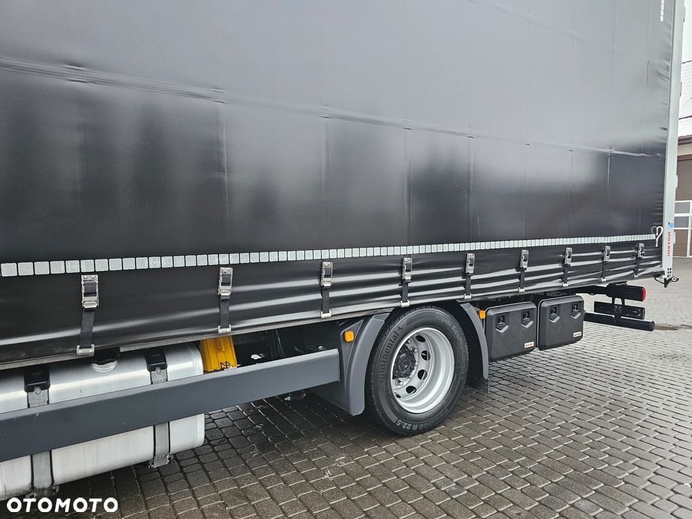 MAN TGX 18.430 GX E.6 FIRANKA dł 8.55m 21Europalet Dach podn. - 17