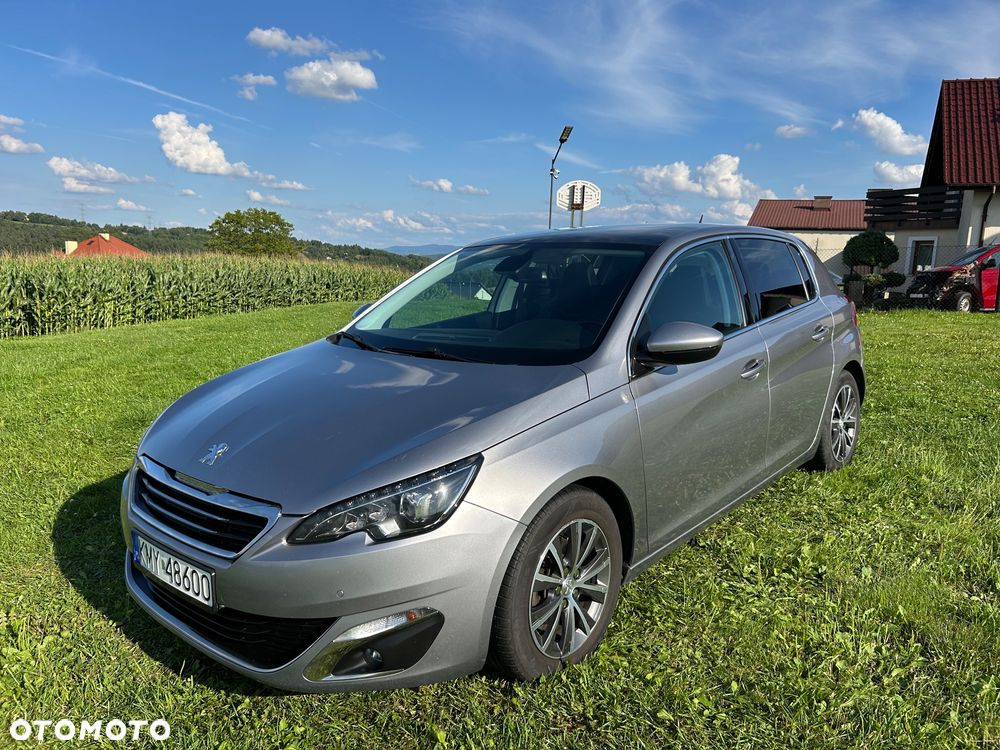 Peugeot 308 1.6 BlueHDi Allure S&S - 17