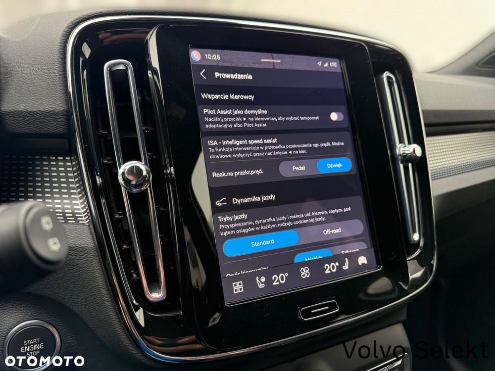 Volvo XC 40 - 24
