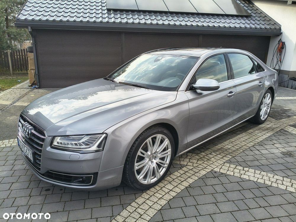 Audi A8 - 2