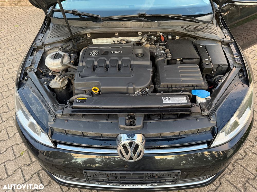 Volkswagen Golf - 16
