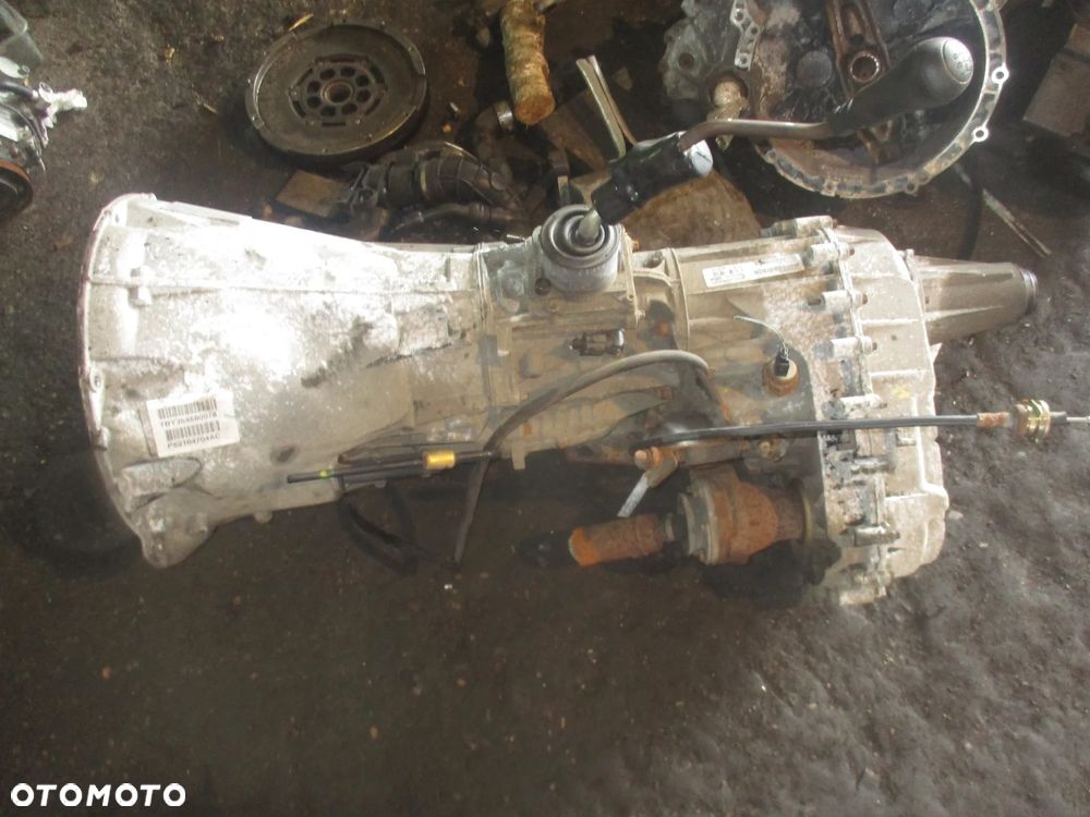SKRZYNIA BIEGOW JEEP CHEROKEE 2.8 CRD REDUKTOR P52853311AC P52104704AC