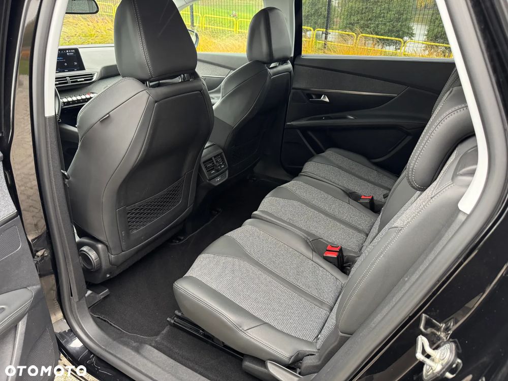 Peugeot 5008 BlueHDi 130 EAT8 Allure - 20