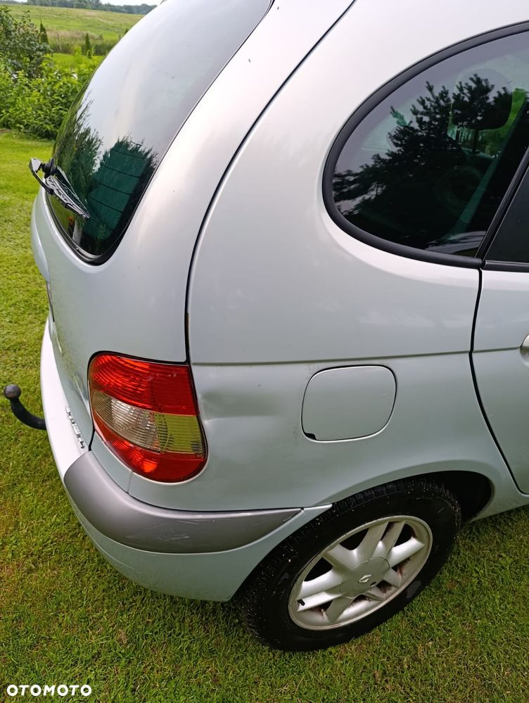 Renault Scenic - 4