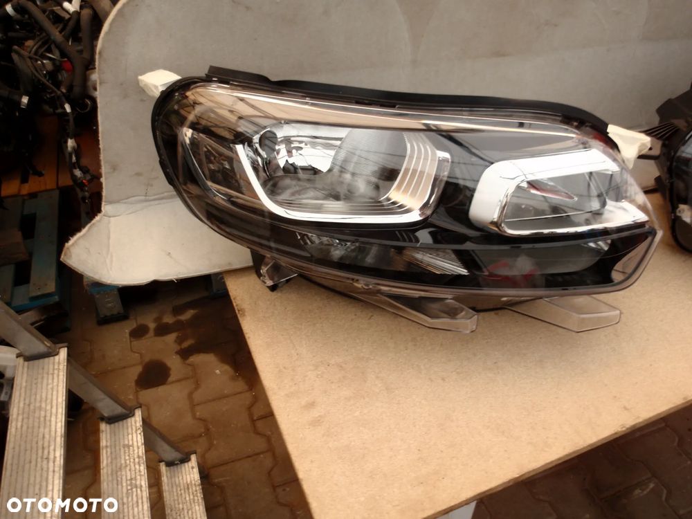 REFLEKTOR LAMPA EXPERT III JUMPY III PROACE II - 3