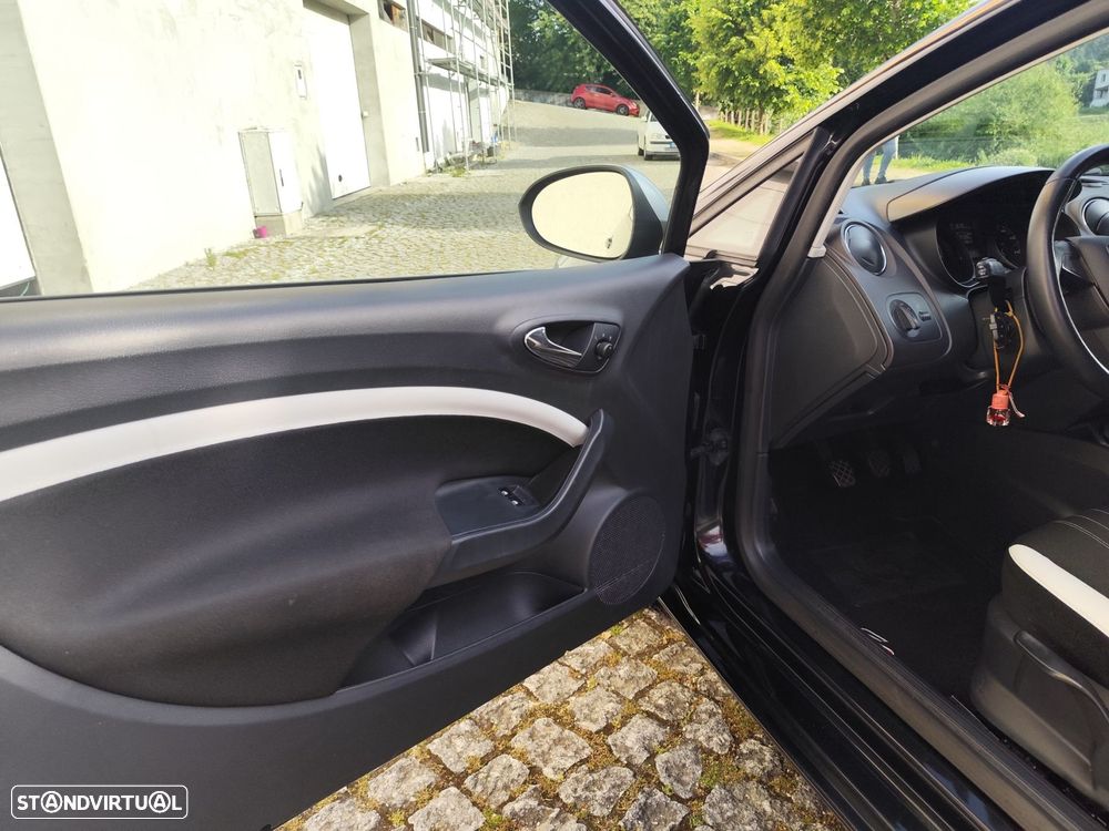 SEAT Ibiza 1.6 TDI FR - 27