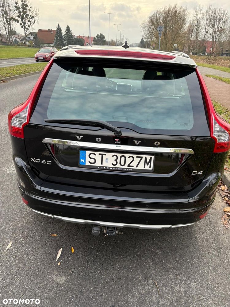 Volvo XC 60 D4 Drive-E Ocean Race - 3