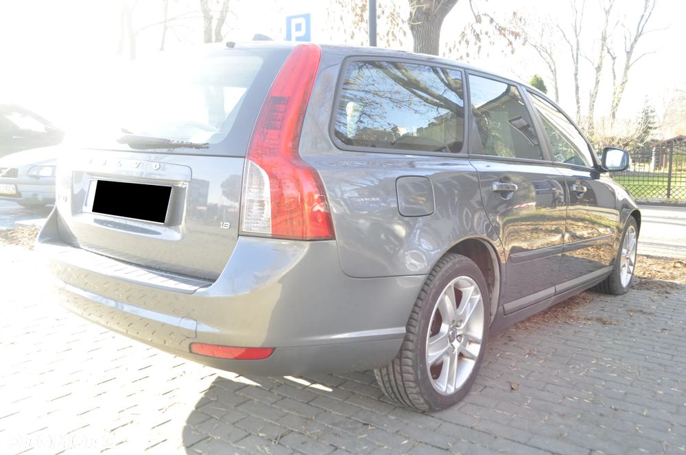 Volvo V50 - 3