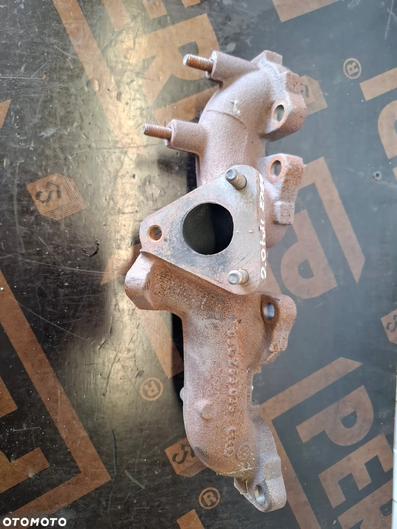 Kolektor Wydechowy 2.0TDI CR Audi VW Seat Skoda 03L253033 - 2