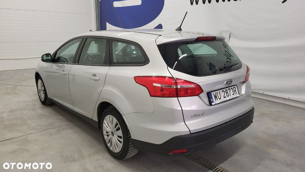Ford Focus - 8