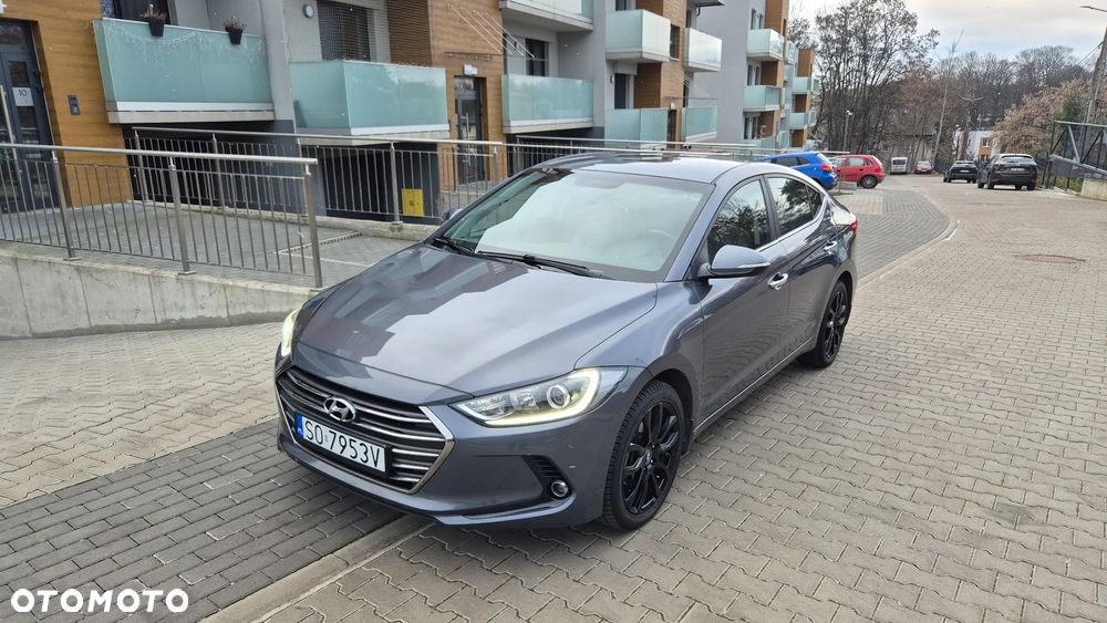Hyundai Elantra 1.6 Style - 1