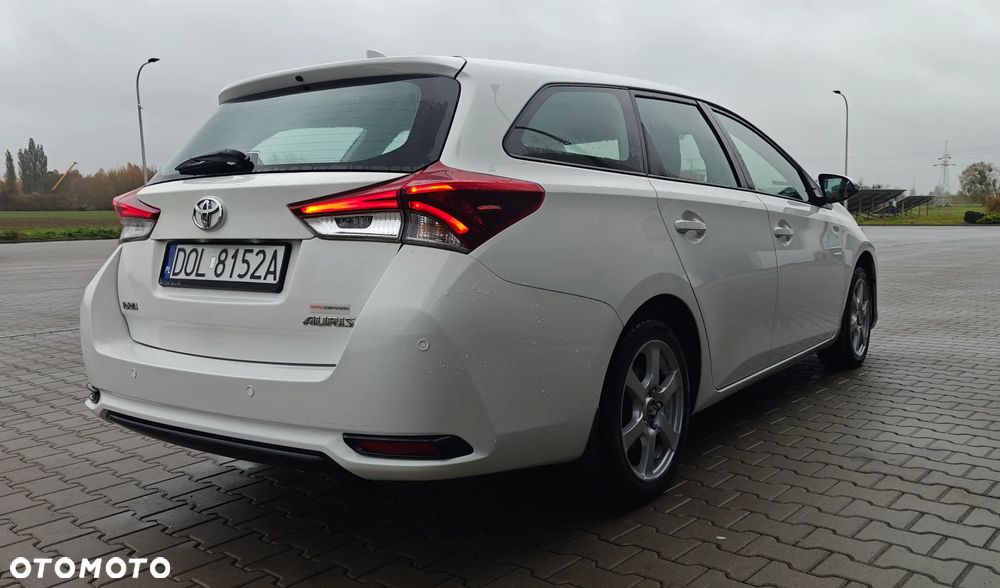 Toyota Auris 1.6 Active - 13
