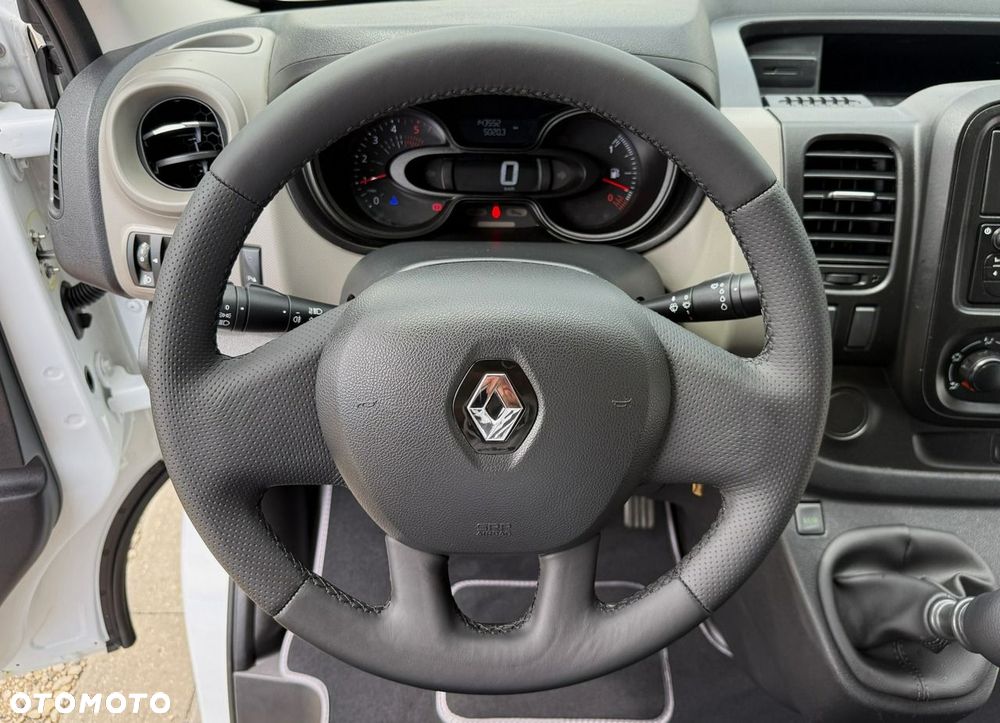 Renault Trafic - 21