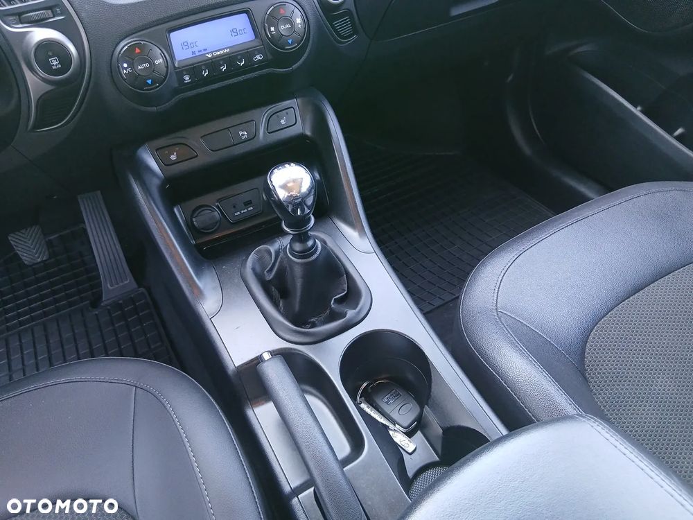 Hyundai ix35 1.6 GDI Premium 2WD - 16