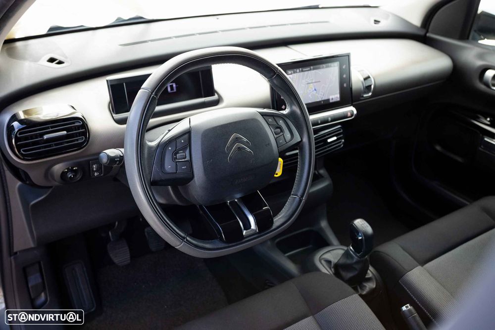 Citroën C4 Cactus 1.2 PureTech Shine - 24