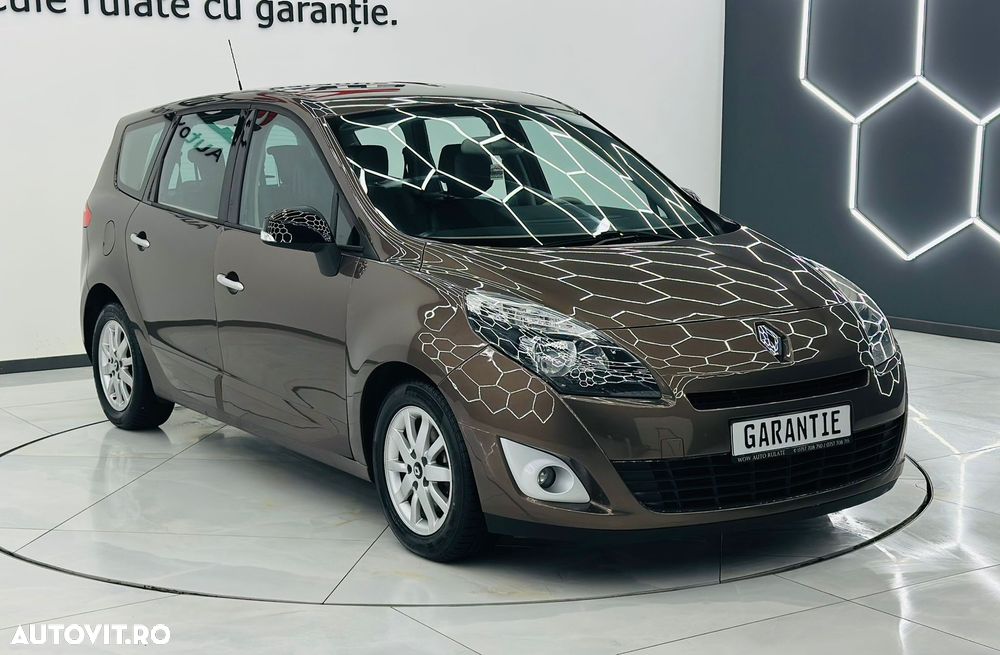 Renault Scenic 1.9 dCi FAP Dynamique - 3