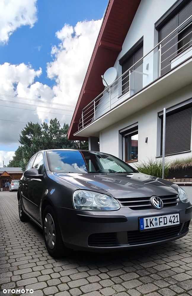 Volkswagen Golf 1.6 Comfortline - 4