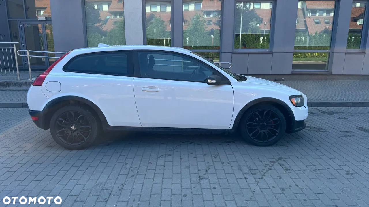 Volvo C30 2.0D Momentum - 7