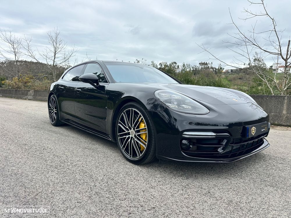 Porsche Panamera Sport Turismo - 4