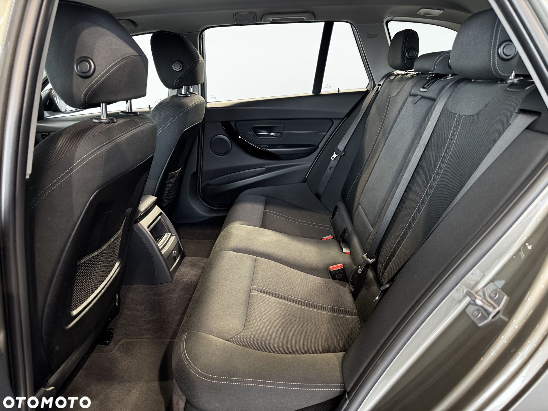 BMW Seria 3 - 17