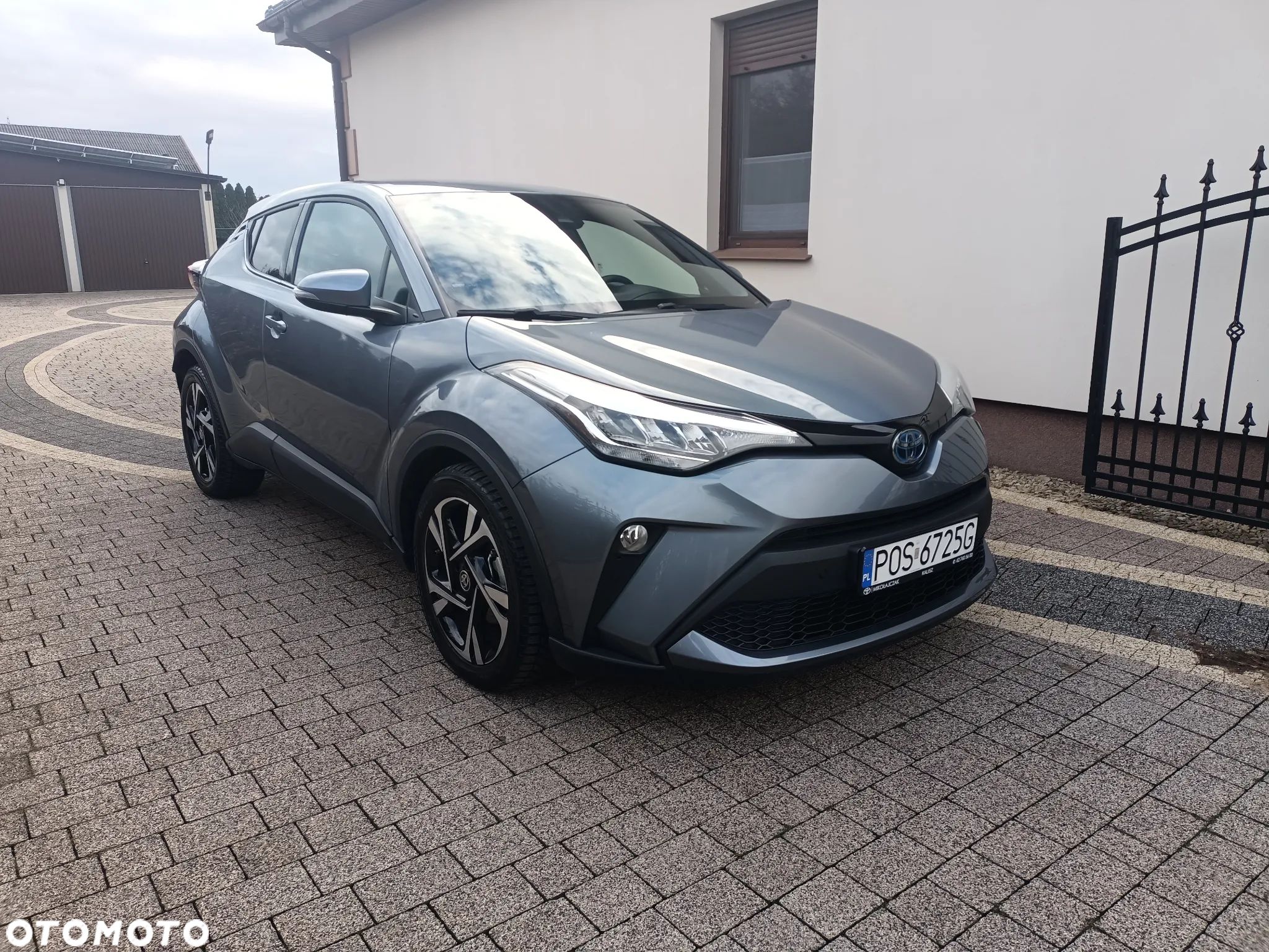 Toyota C-HR 2.0 Hybrid Style - 1