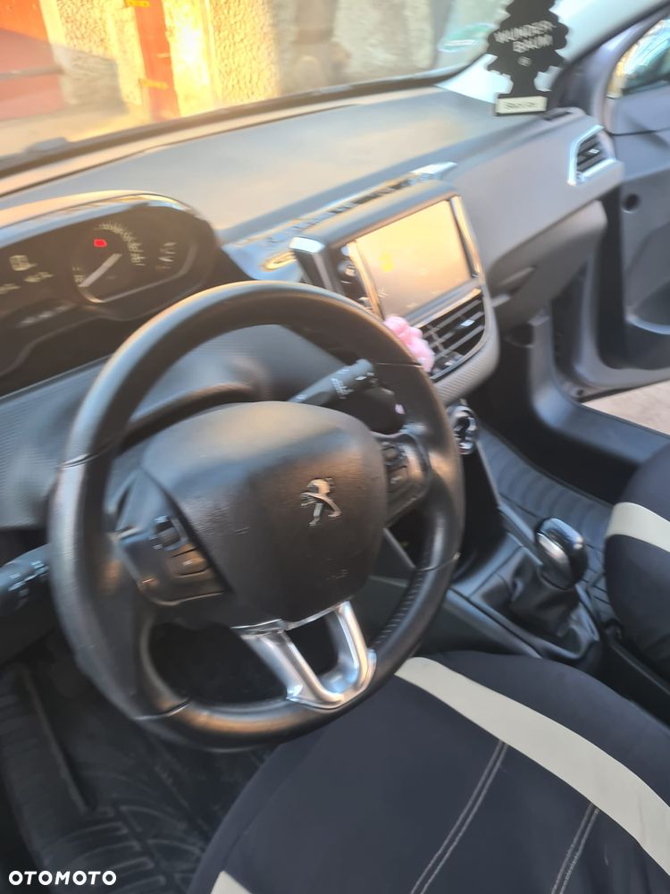 Peugeot 208 BlueHDi 100 Active - 6