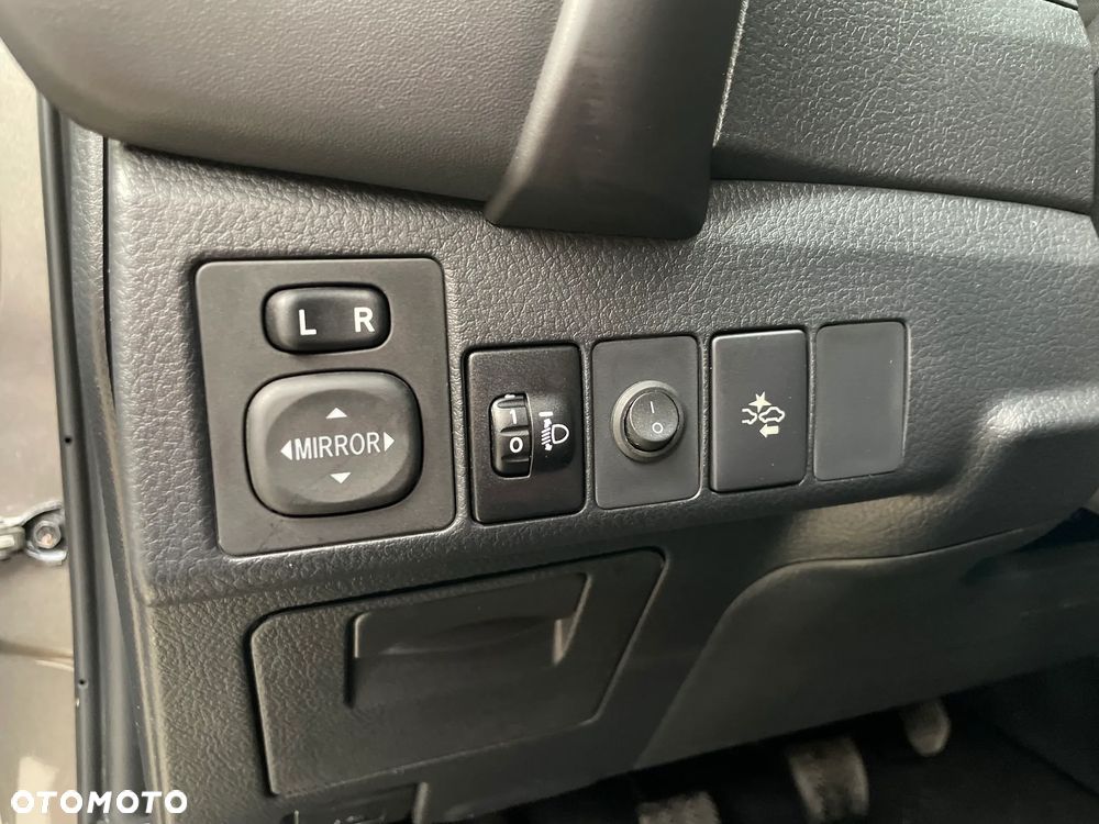 Toyota Corolla 1.6 Comfort - 13