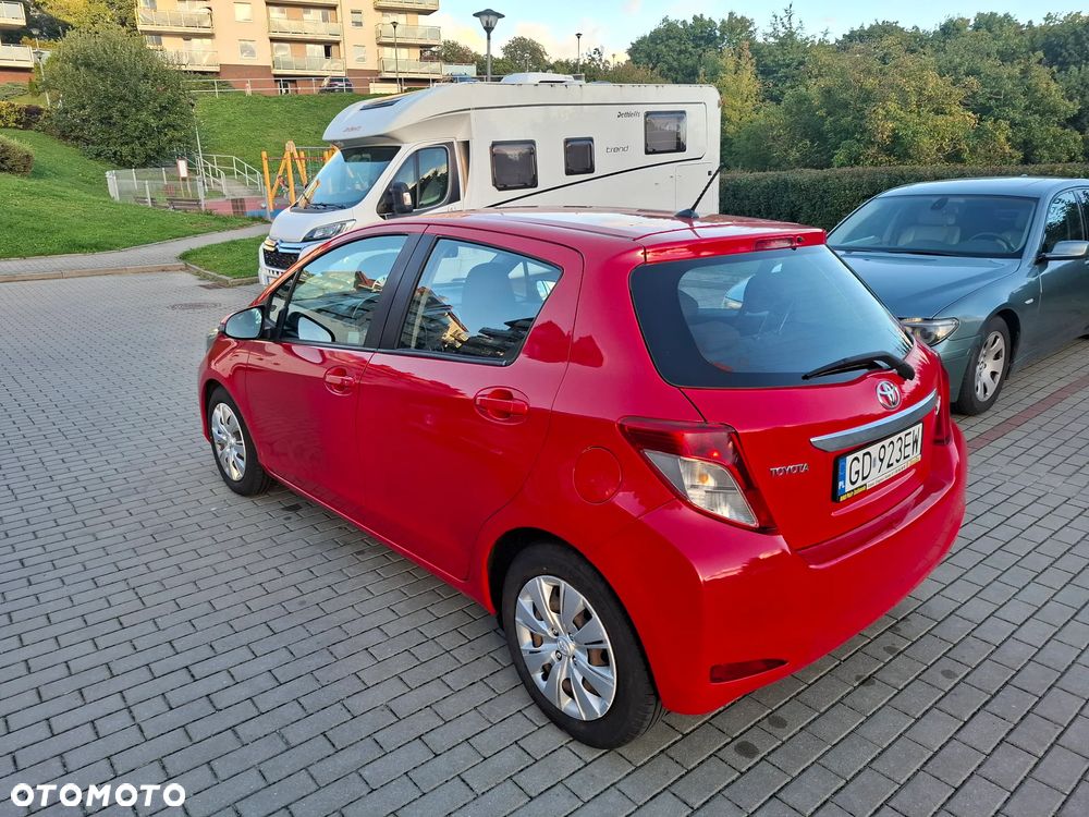 Toyota Yaris - 4