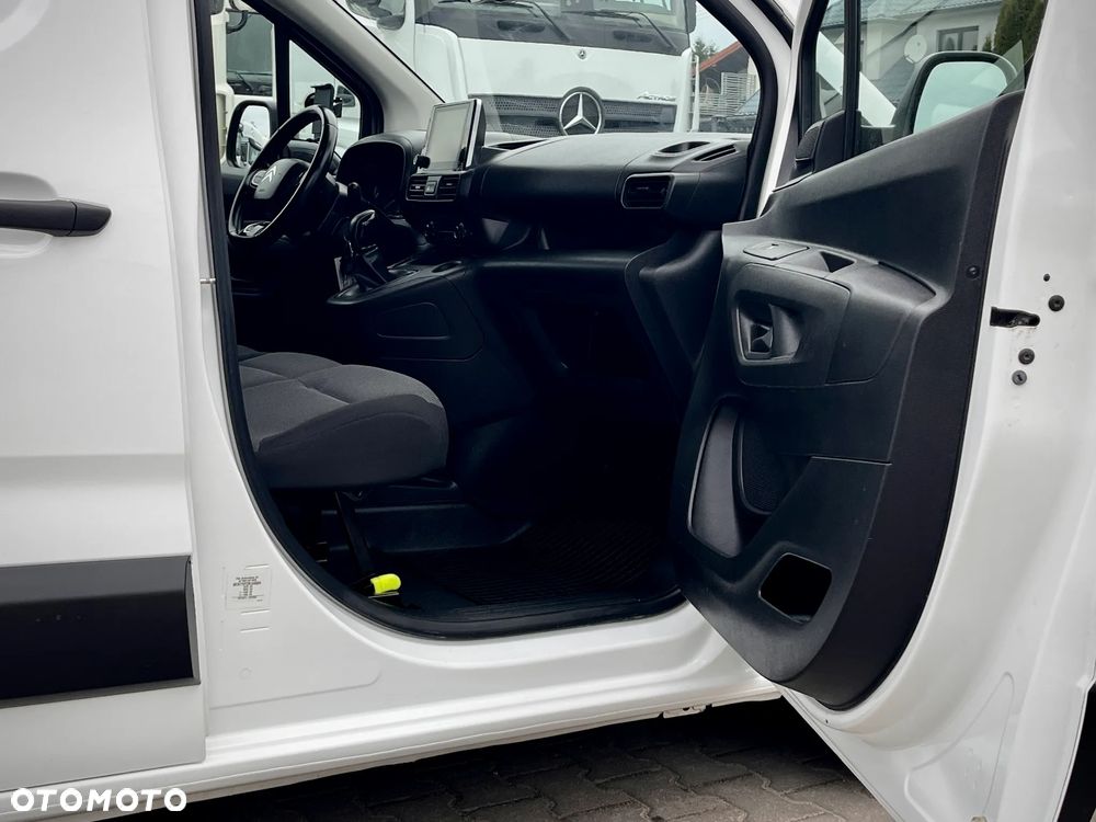 Citroën BERLINGO LONG / 3 OSOBY / BOGATE WYPOSAŻENIE / SALON POLSKA / BEZWYPADKOWY / DOSTĘPNE 15 SZTUK - 12