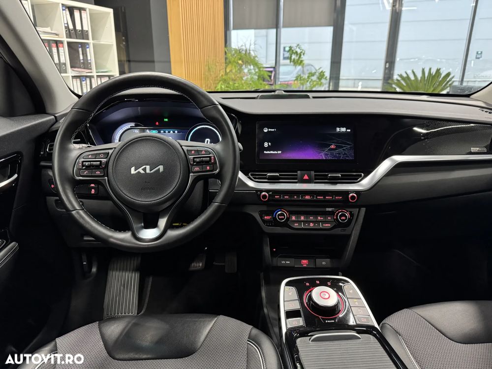 Kia Niro e-Niro 150 kW Vision - 11