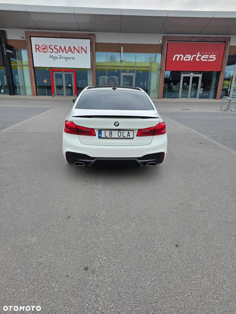 BMW Seria 5 520d xDrive M Sport sport - 2